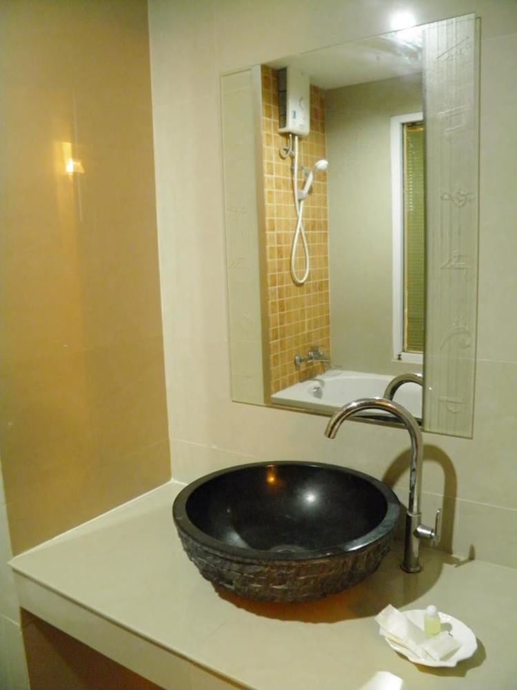 Chivapuri Residence Bangsaen Chonburi Exteriör bild