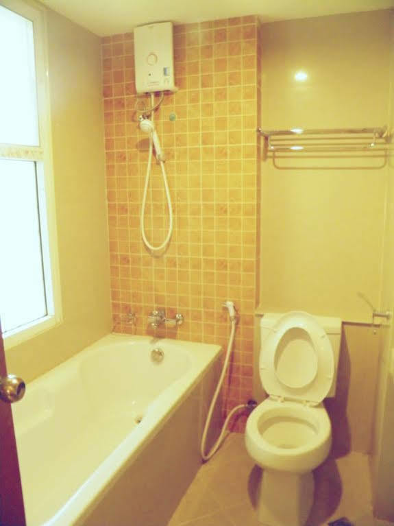 Chivapuri Residence Bangsaen Chonburi Exteriör bild