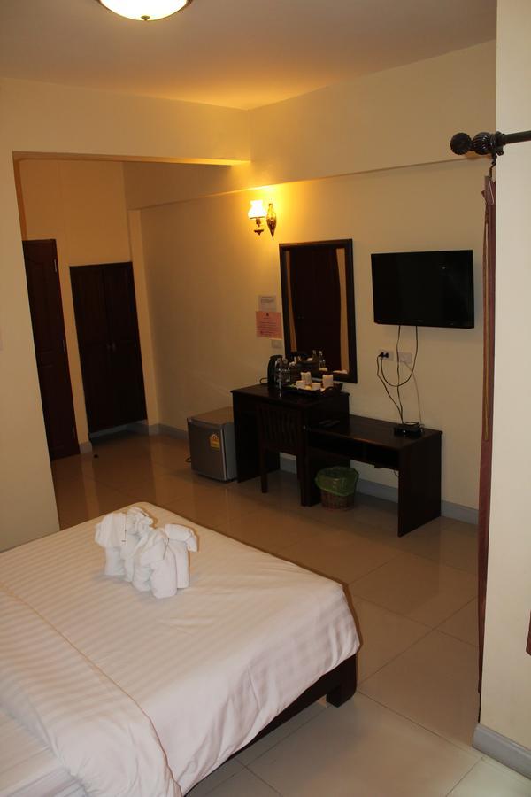 Chivapuri Residence Bangsaen Chonburi Exteriör bild